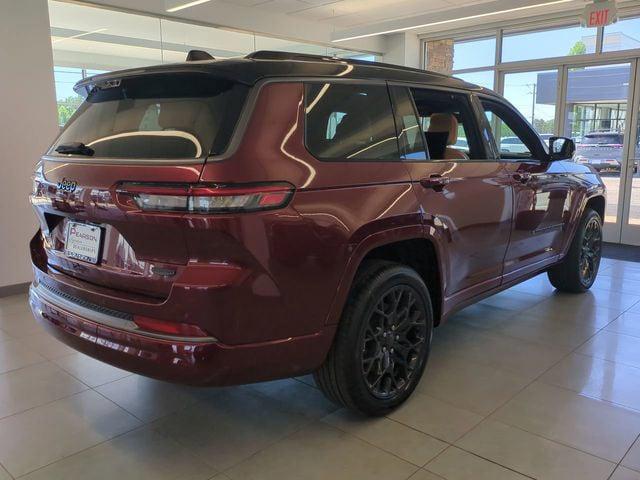 2026 Jeep Grand Cherokee Summit 4x4