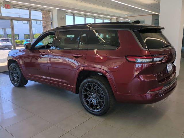 2026 Jeep Grand Cherokee Summit 4x4