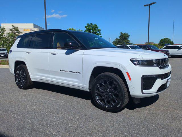2026 Jeep Grand Cherokee Summit 4x4