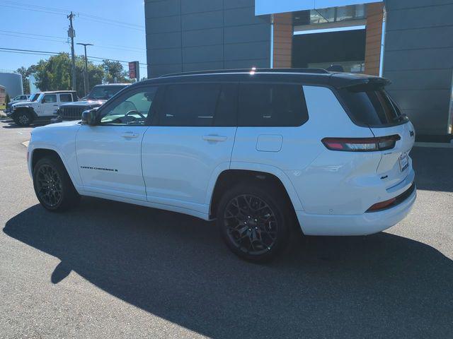 2026 Jeep Grand Cherokee Summit 4x4