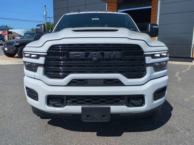 2026 Ram 3500 Limited Crew Cab 4x4 8' Box