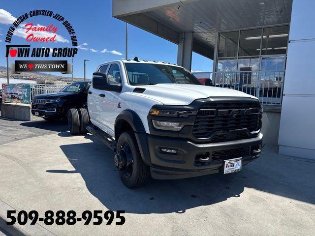 2026 RAM 5500 Chassis RAM 5500 TRADESMAN CHASSIS CREW CAB 4X4 60 CA