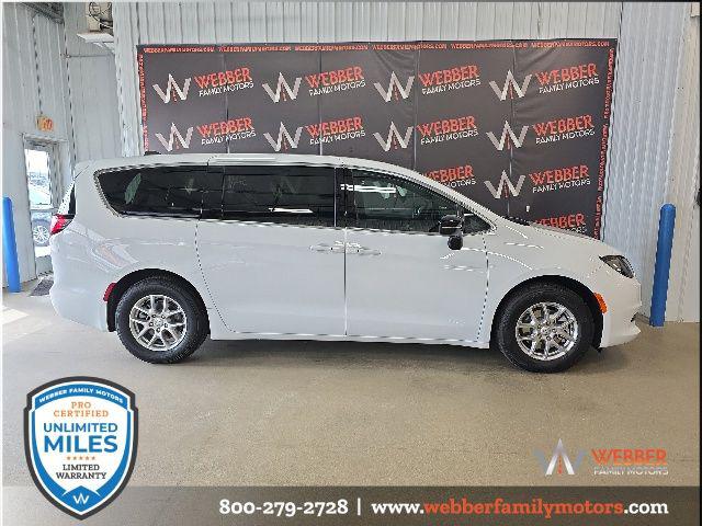 2026 Chrysler Voyager VOYAGER LX