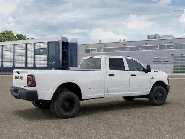 2026 RAM Ram 3500 RAM 3500 TRADESMAN CREW CAB 4X4 8 BOX