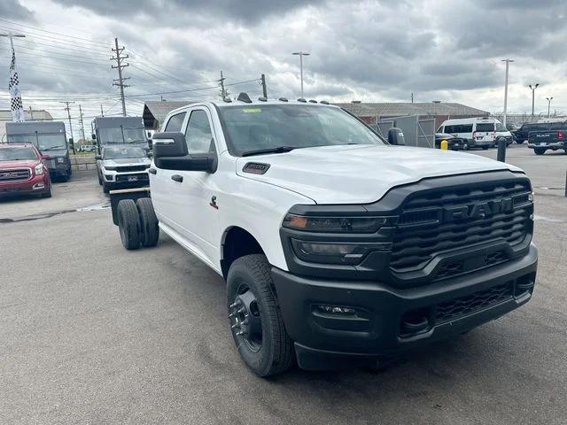 2026 RAM 3500 Chassis RAM 3500 TRADESMAN CREW CAB CHASSIS 4X4 60 CA