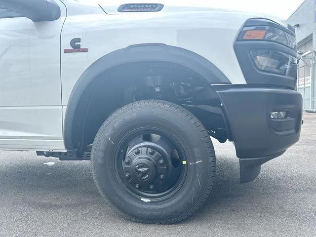 2026 RAM 3500 Chassis RAM 3500 TRADESMAN CREW CAB CHASSIS 4X4 60 CA