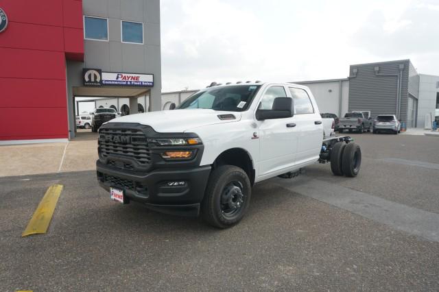 2026 RAM Ram 3500 Chassis Cab RAM 3500 TRADESMAN CREW CAB CHASSIS 4X4 60 CA