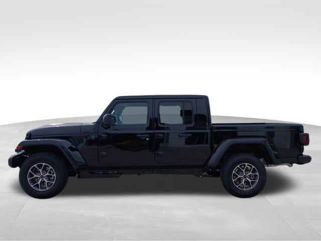 2026 Jeep Gladiator GLADIATOR SPORT S 4X4