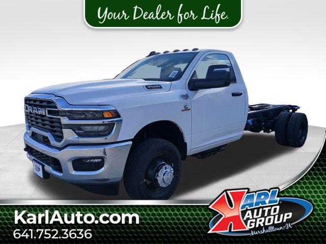 2026 RAM Ram 3500 Chassis Cab RAM 3500 TRADESMAN CHASSIS REGULAR CAB 4X4 84 CA 2026 RAM Ram 3500 Chassis Cab RAM 3500 TRADESMAN CHASSIS REGULAR CAB 4X4 84 CA