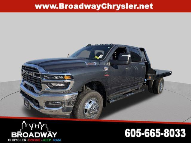 2026 RAM 3500 Chassis RAM 3500 TRADESMAN CREW CAB CHASSIS 4X4 60 CA