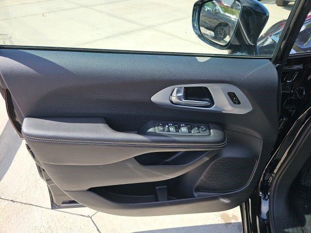2026 Chrysler Pacifica Limited AWD