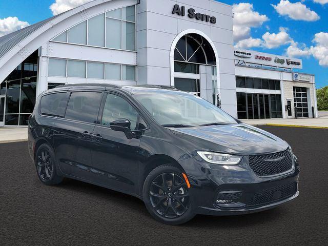 2026 Chrysler Pacifica Select for sale in Grand Blanc, MI