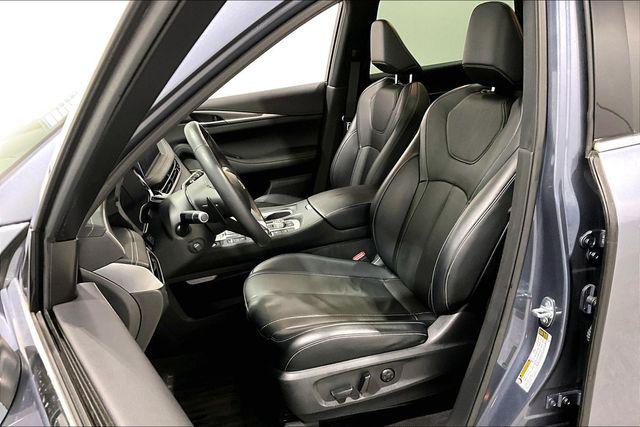 2023 INFINITI QX60 LUXE AWD