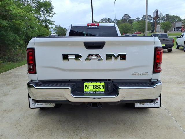 2026 RAM Ram 3500 RAM 3500 TRADESMAN CREW CAB 4X4 8 BOX