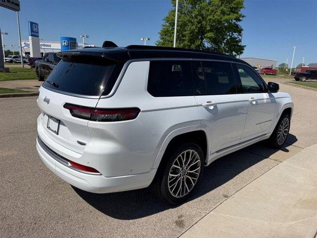2026 Jeep Grand Cherokee Summit 4x4