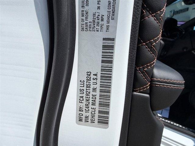 2026 Jeep Grand Cherokee Summit 4x4