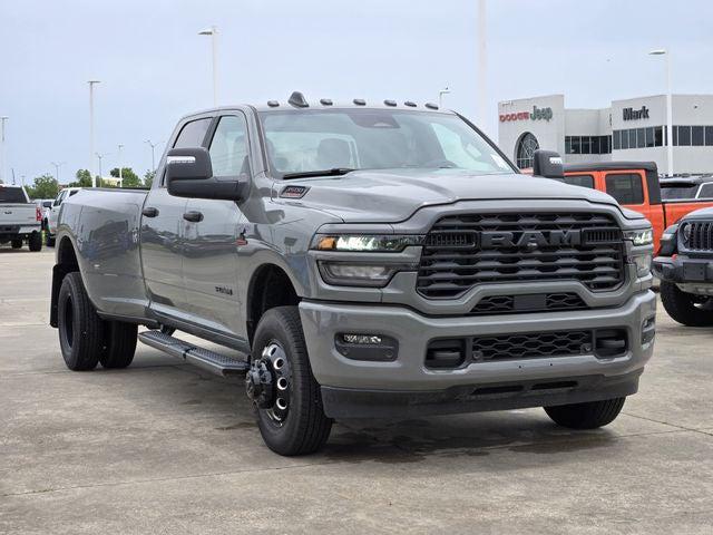 2026 RAM 3500 RAM 3500 BIG HORN CREW CAB 4X4 8 BOX