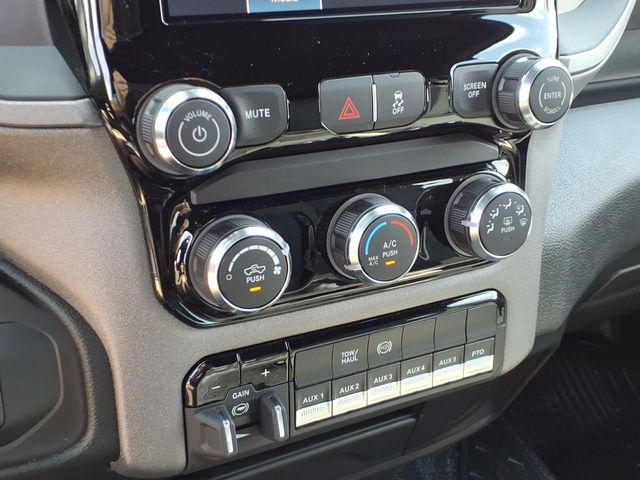 2026 Ram 5500 Chassis Cab Tradesman/Big Horn