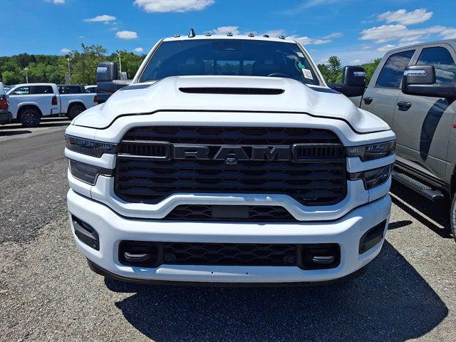 2026 RAM 2500 RAM 2500 BLACK EXPRESS CREW CAB 4X4 64 BOX