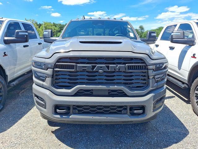 2026 RAM Ram 2500 RAM 2500 BLACK EXPRESS CREW CAB 4X4 64 BOX 2026 RAM Ram 2500 RAM 2500 BLACK EXPRESS CREW CAB 4X4 64 BOX