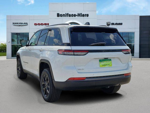 2026 Jeep Grand Cherokee GRAND CHEROKEE LAREDO ALTITUDE 4X2