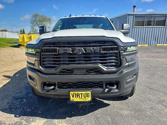 2026 RAM Ram 5500 Chassis Cab RAM 5500 TRADESMAN CHASSIS CREW CAB 4X4 60 CA 2026 RAM Ram 5500 Chassis Cab RAM 5500 TRADESMAN CHASSIS CREW CAB 4X4 60 CA