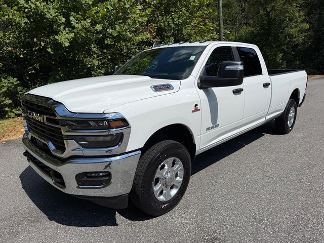 2026 Ram 3500 Big Horn Crew Cab 4x4 8 Box