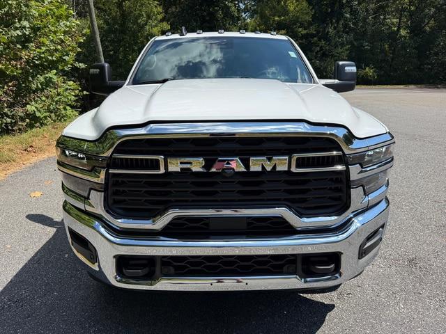 2026 Ram 3500 Big Horn Crew Cab 4x4 8 Box