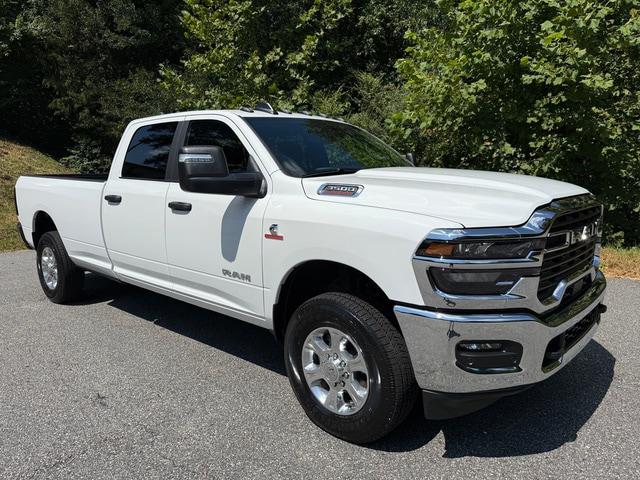 2026 Ram 3500 Big Horn Crew Cab 4x4 8 Box