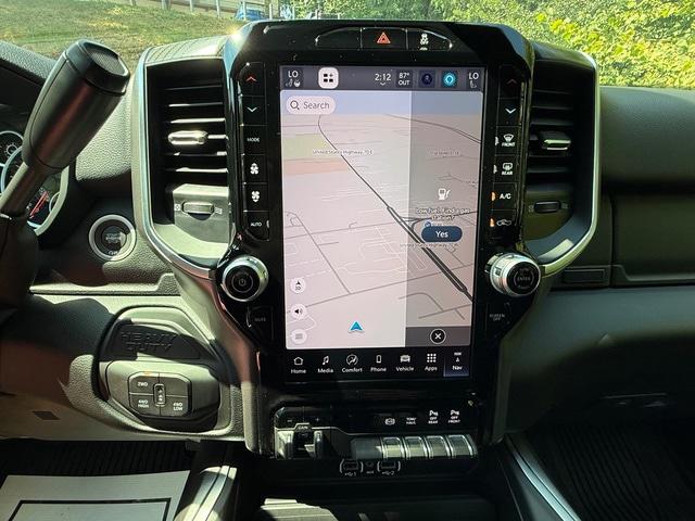2026 Ram 3500 Big Horn Crew Cab 4x4 8 Box