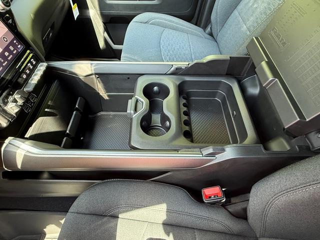 2026 Ram 3500 Big Horn Crew Cab 4x4 8 Box