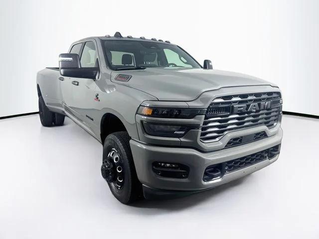 2026 RAM 3500 RAM 3500 BIG HORN CREW CAB 4X4 8 BOX