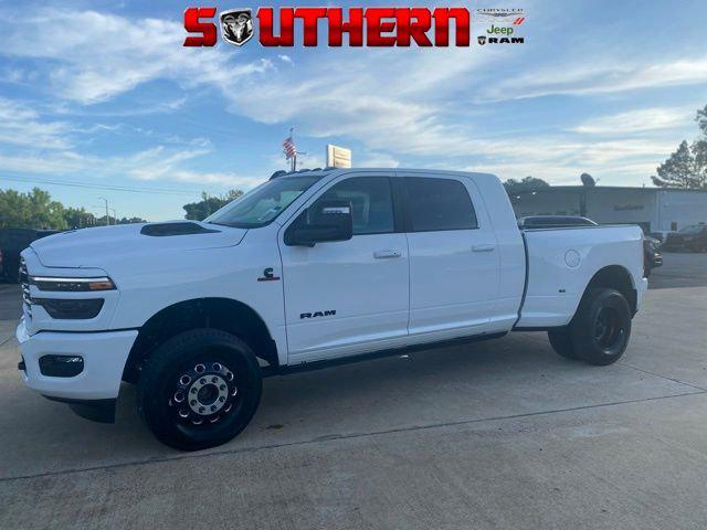 2026 RAM Ram 3500 RAM 3500 LARAMIE MEGA CAB 4X4 64 BOX