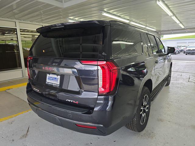 2023 GMC Yukon XL 4WD AT4