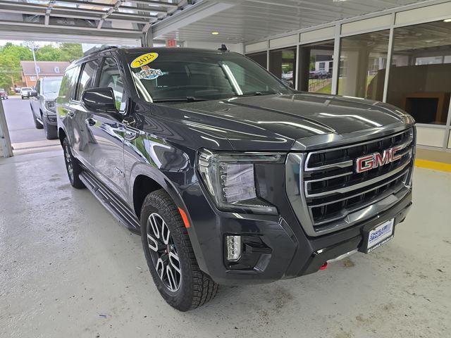 2023 GMC Yukon XL 4WD AT4