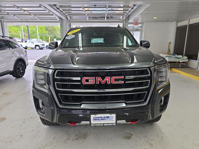 2023 GMC Yukon XL 4WD AT4