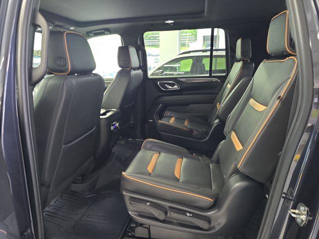 2023 GMC Yukon XL 4WD AT4