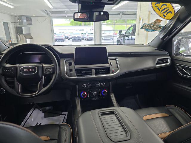 2023 GMC Yukon XL 4WD AT4