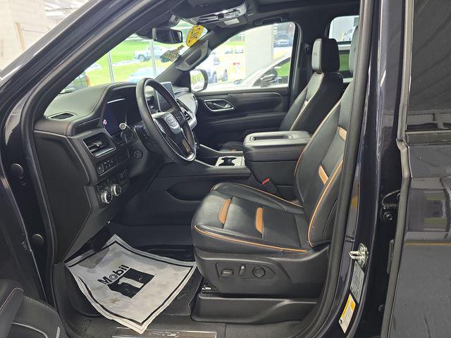 2023 GMC Yukon XL 4WD AT4