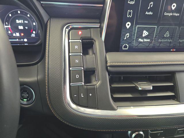 2023 GMC Yukon XL 4WD AT4