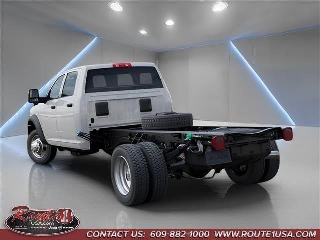 2026 RAM 5500 Chassis RAM 5500 TRADESMAN CHASSIS CREW CAB 4X4 84 CA