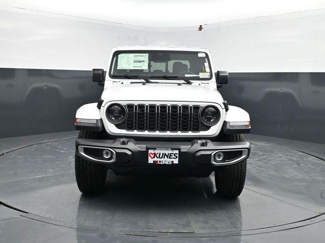 2026 Jeep Gladiator GLADIATOR SAHARA 4X4