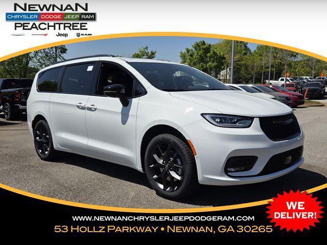 2026 Chrysler Pacifica PACIFICA LIMITED AWD