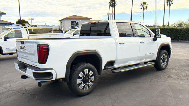 2026 GMC Sierra 2500HD Crew Cab, Standard Bed, Denali, 4WD