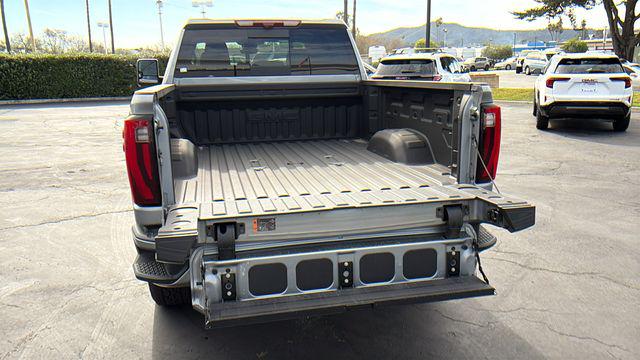 2026 GMC Sierra 2500HD Crew Cab, Standard Bed, Denali, 4WD