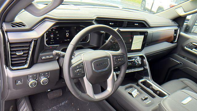 2026 GMC Sierra 2500HD Crew Cab, Standard Bed, Denali, 4WD