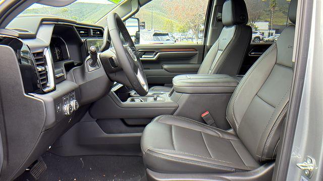 2026 GMC Sierra 2500HD Crew Cab, Standard Bed, Denali, 4WD