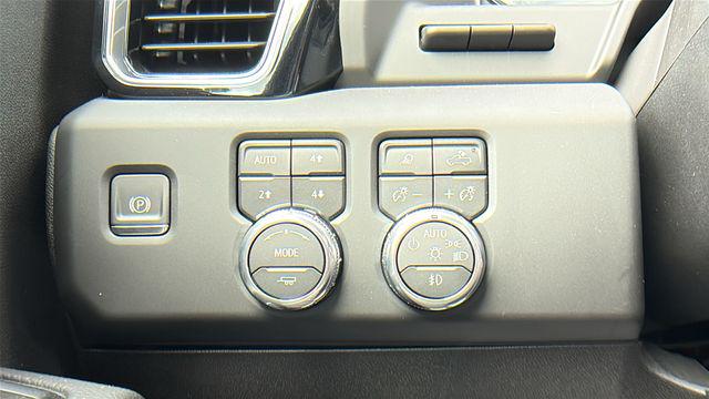 2026 GMC Sierra 2500HD Crew Cab, Standard Bed, Denali, 4WD