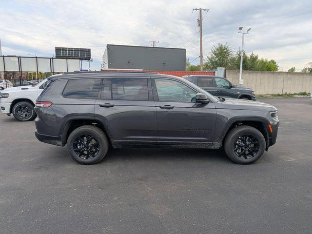 2026 Jeep Grand Cherokee Altitude 4x4