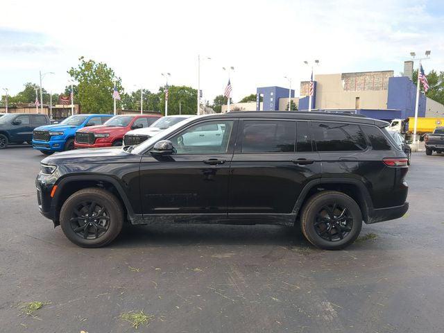 2026 Jeep Grand Cherokee GRAND CHEROKEE L LAREDO ALTITUDE 4X4